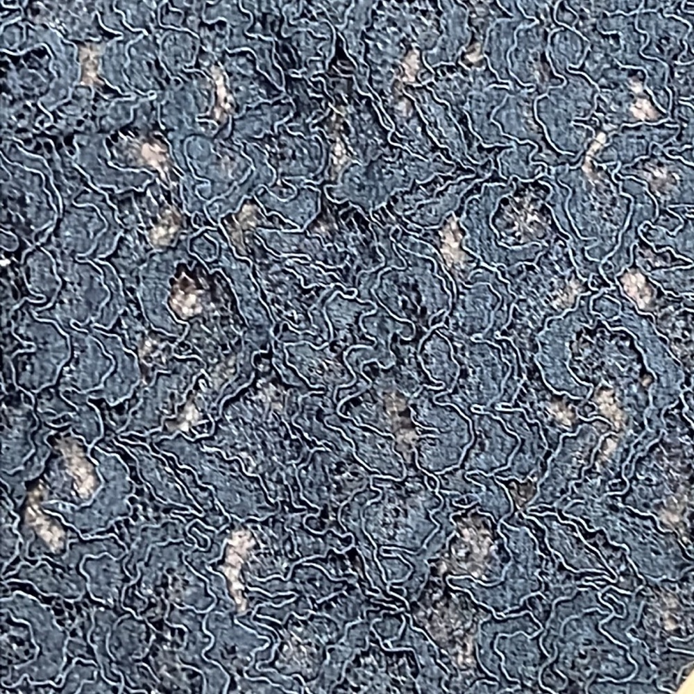 Lace top - Picture 4 of 9
